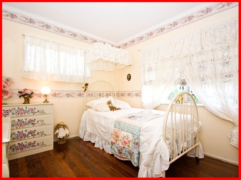 27 Cawdor Street, Arana Hills QLD 4054