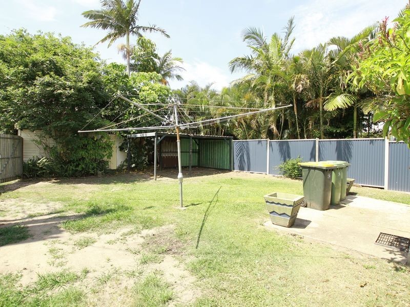 132 Oxley Avenue, Woody Point QLD 4019