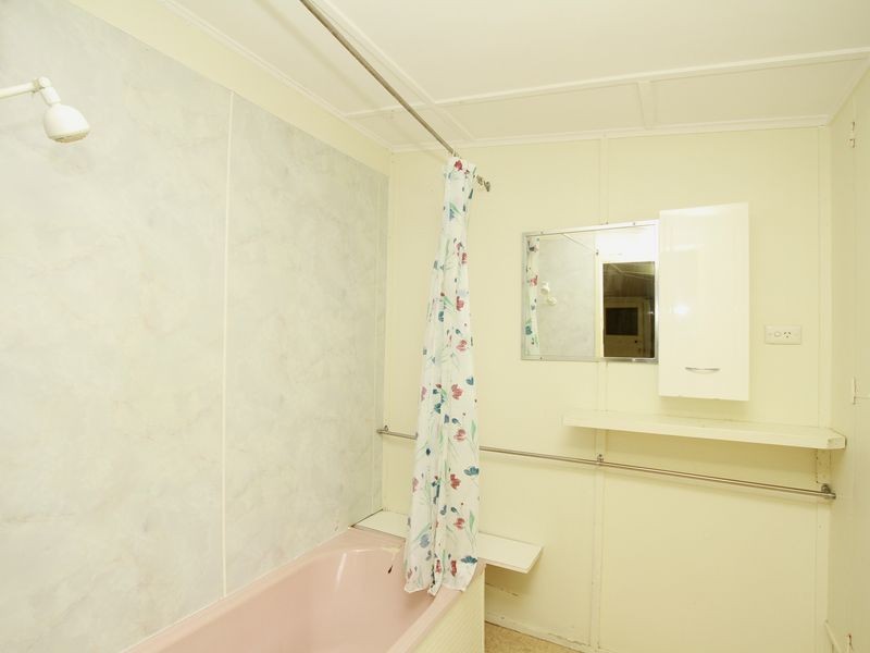 132 Oxley Avenue, Woody Point QLD 4019