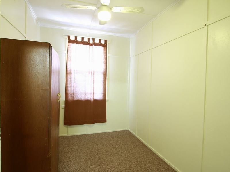 132 Oxley Avenue, Woody Point QLD 4019