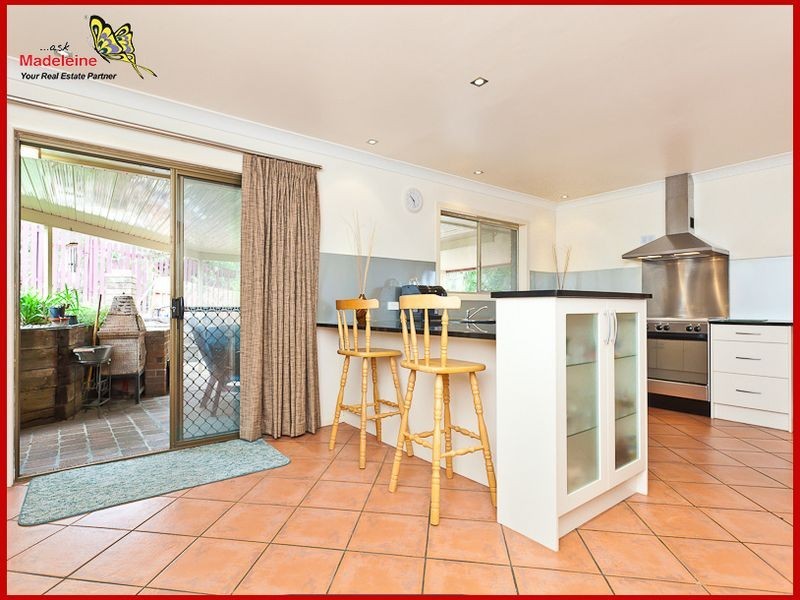 4 Ballinderry Street, Everton Park QLD 4053