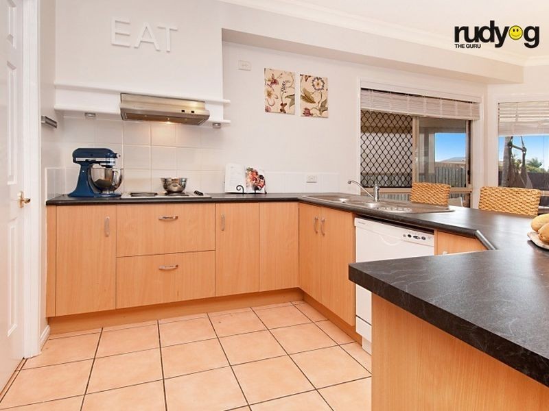 34 Lancewood Drive, Albany Creek QLD 4035