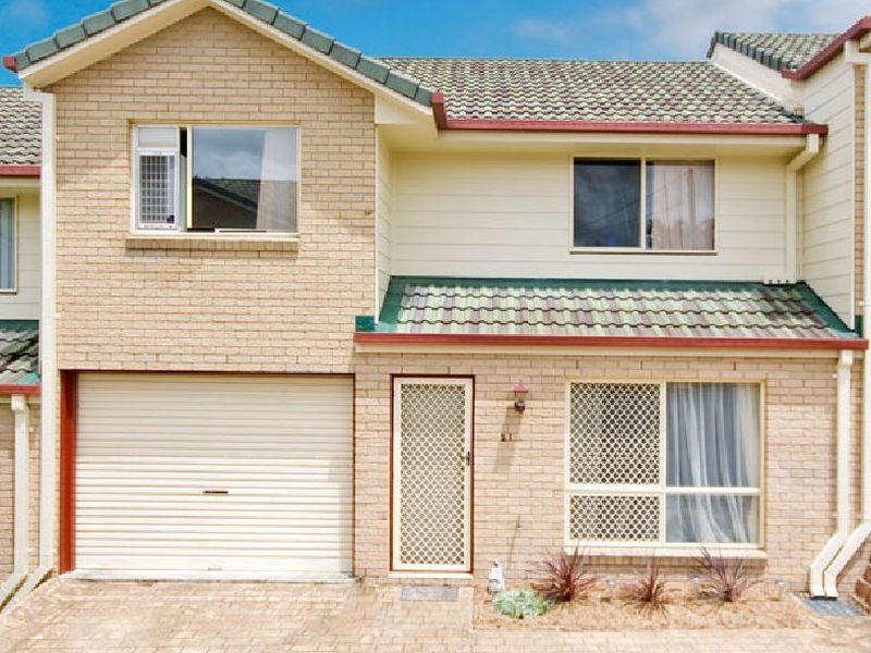 21/12 Crosby Avenue, Arana Hills QLD 4054