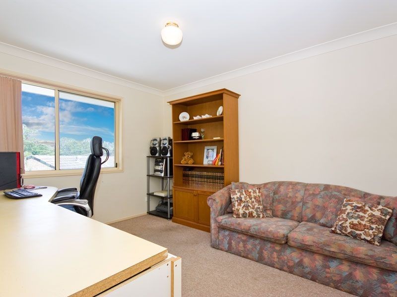 21/12 Crosby Avenue, Arana Hills QLD 4054