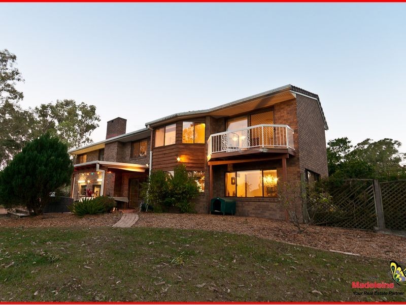 4 Mangifera Close, Wights Mountain QLD 4520