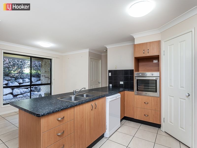 138 Saraband Drive, Eatons Hill QLD 4037