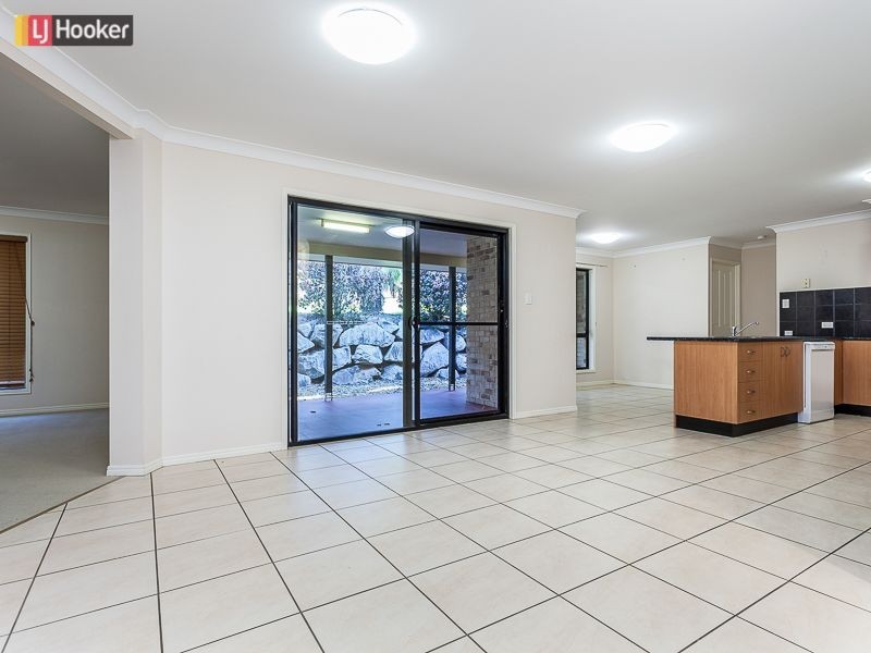 138 Saraband Drive, Eatons Hill QLD 4037