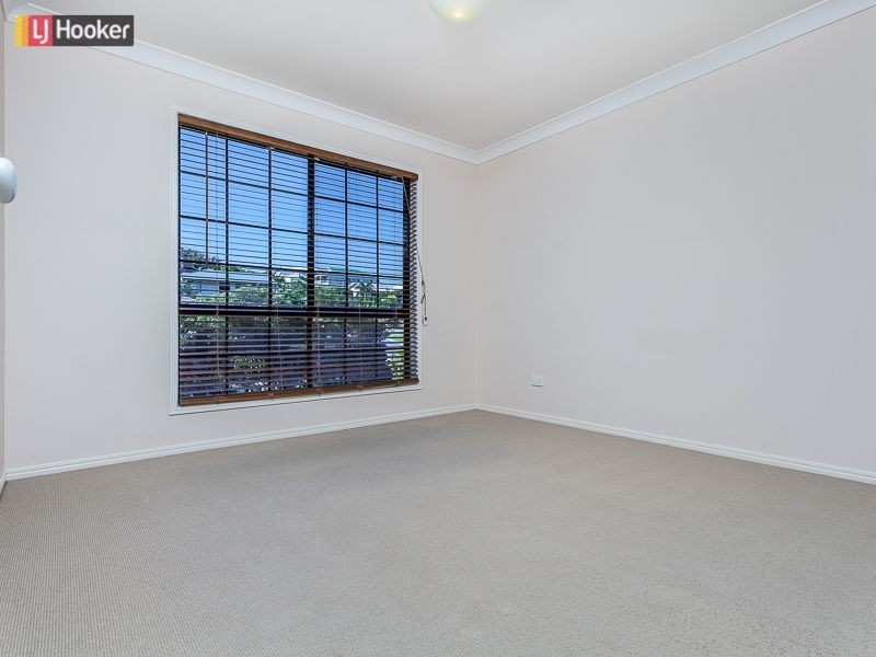 138 Saraband Drive, Eatons Hill QLD 4037