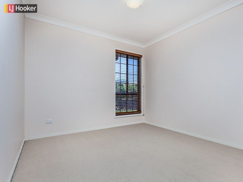 138 Saraband Drive, Eatons Hill QLD 4037