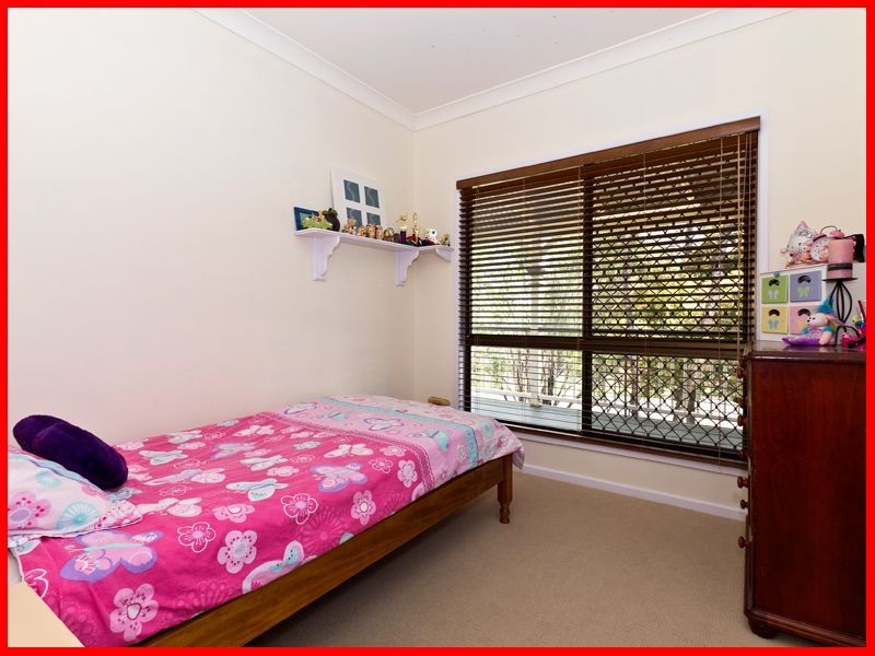 3 Janice Street, Albany Creek QLD 4035