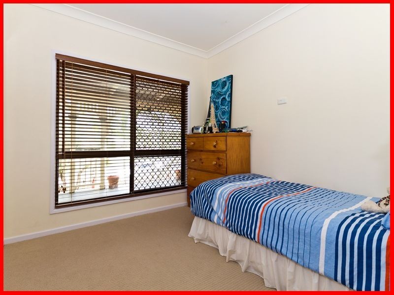 3 Janice Street, Albany Creek QLD 4035