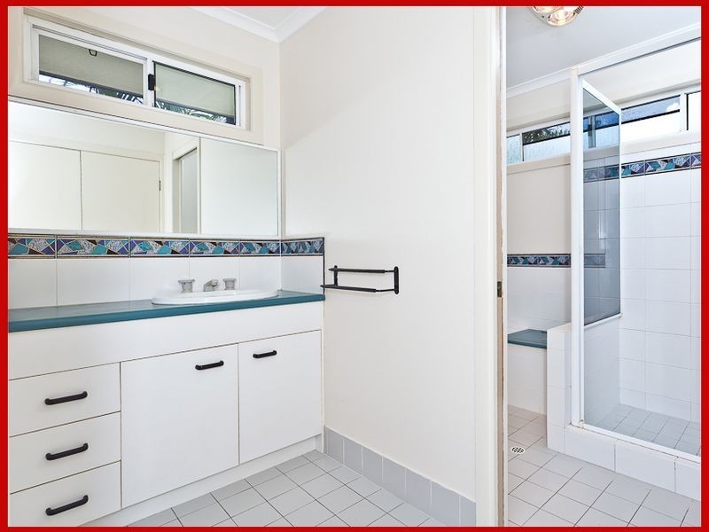 5 Eastwood Place, Mcdowall QLD 4053