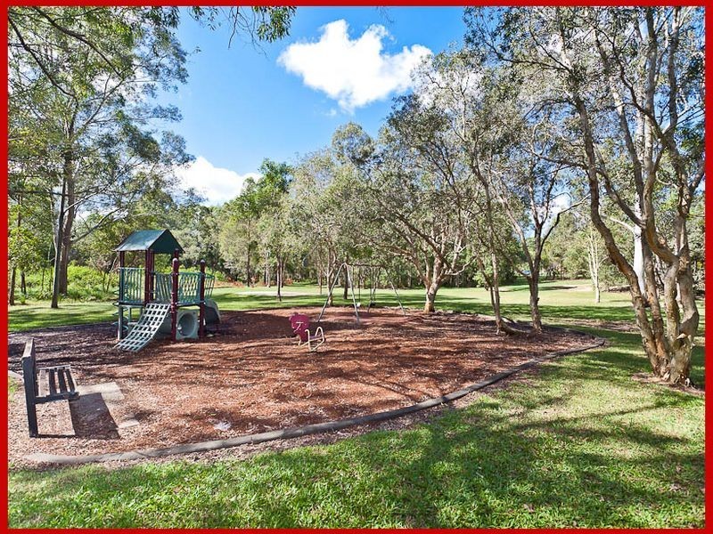 5 Eastwood Place, Mcdowall QLD 4053