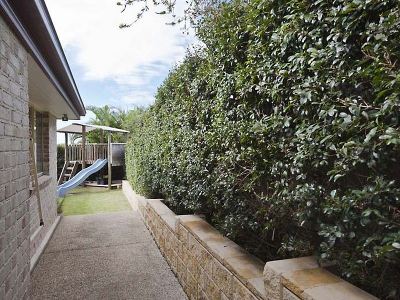 5 Georgette Court, Eatons Hill QLD 4037
