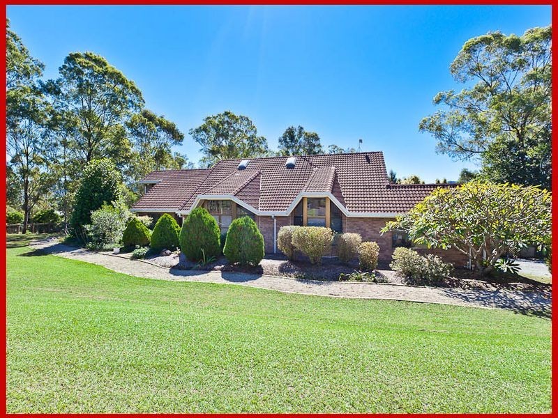 4 Mangifera Close, Wights Mountain QLD 4520