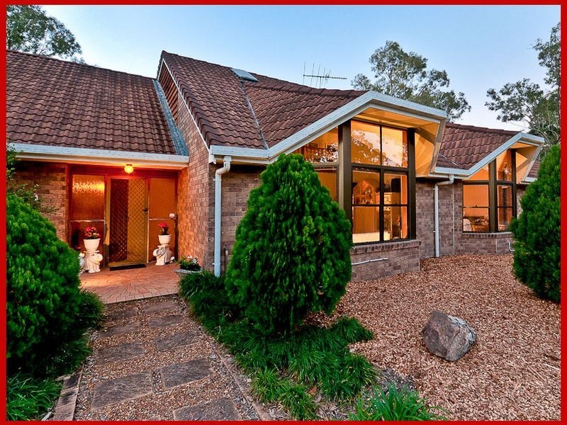 4 Mangifera Close, Wights Mountain QLD 4520