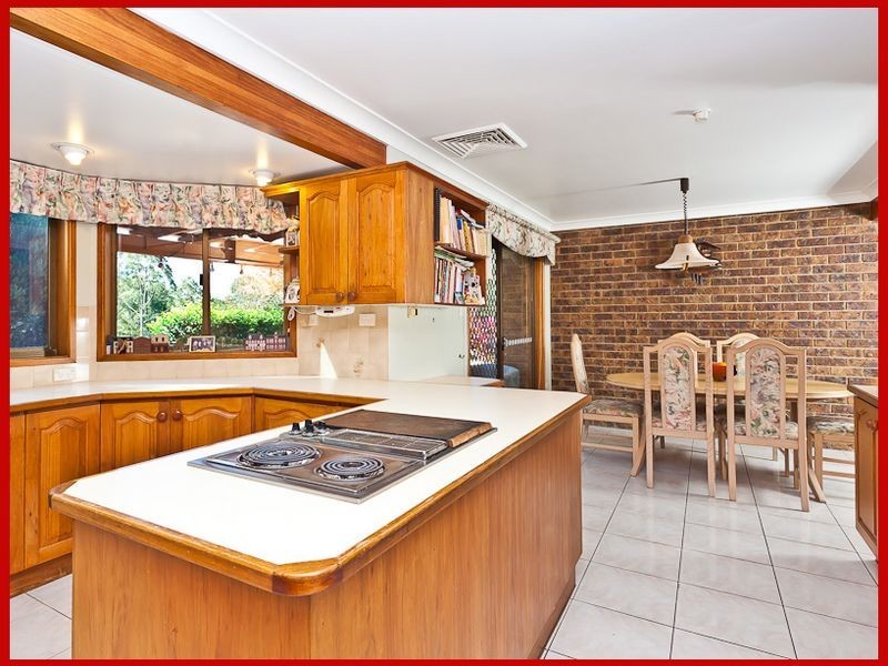 4 Mangifera Close, Wights Mountain QLD 4520