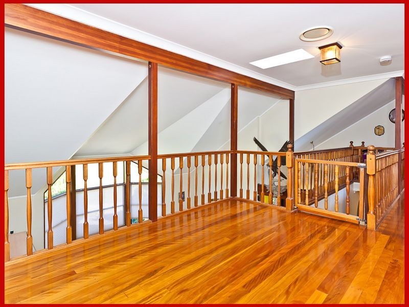 4 Mangifera Close, Wights Mountain QLD 4520