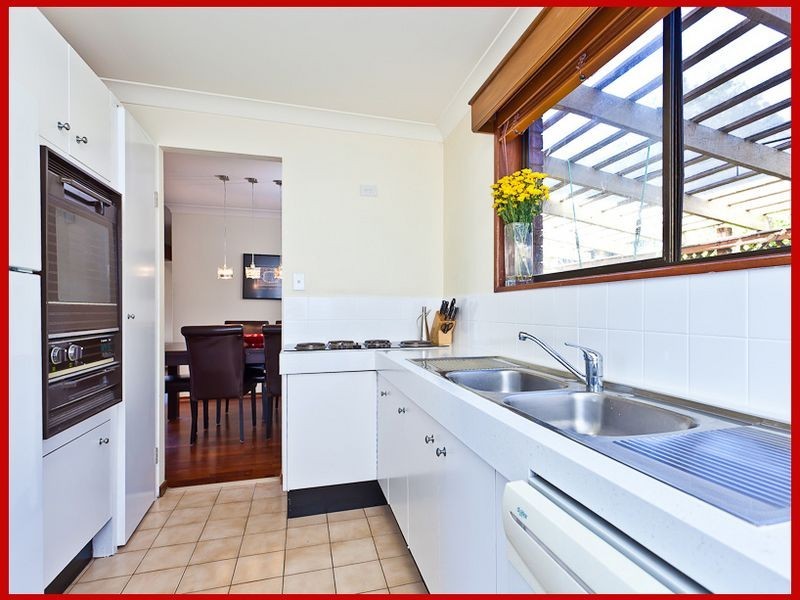 7 Astaire Place, Mcdowall QLD 4053