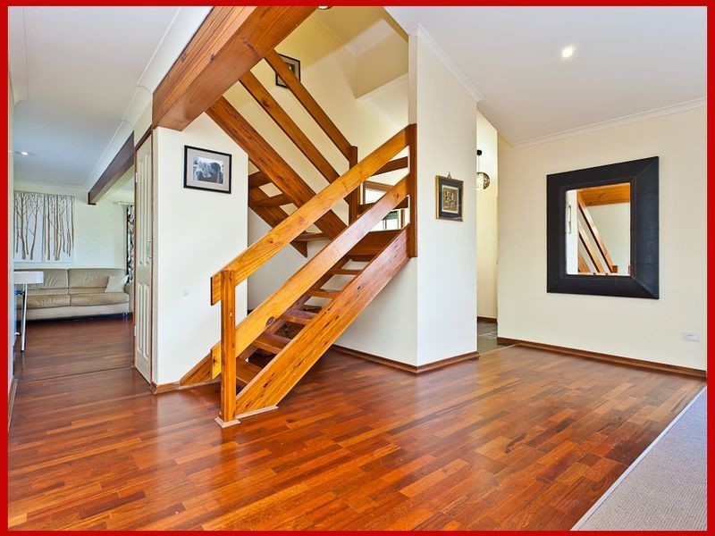 7 Astaire Place, Mcdowall QLD 4053