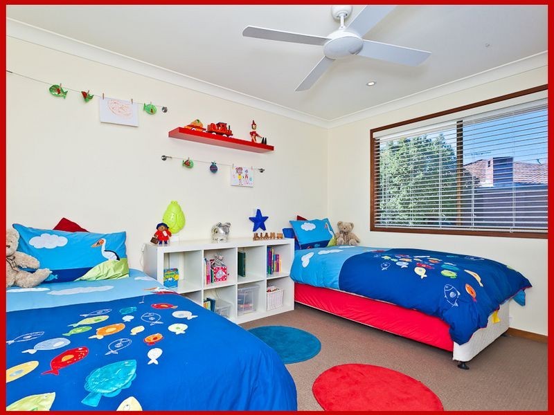 7 Astaire Place, Mcdowall QLD 4053