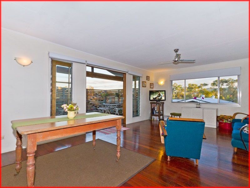 Arana Hills QLD 4054