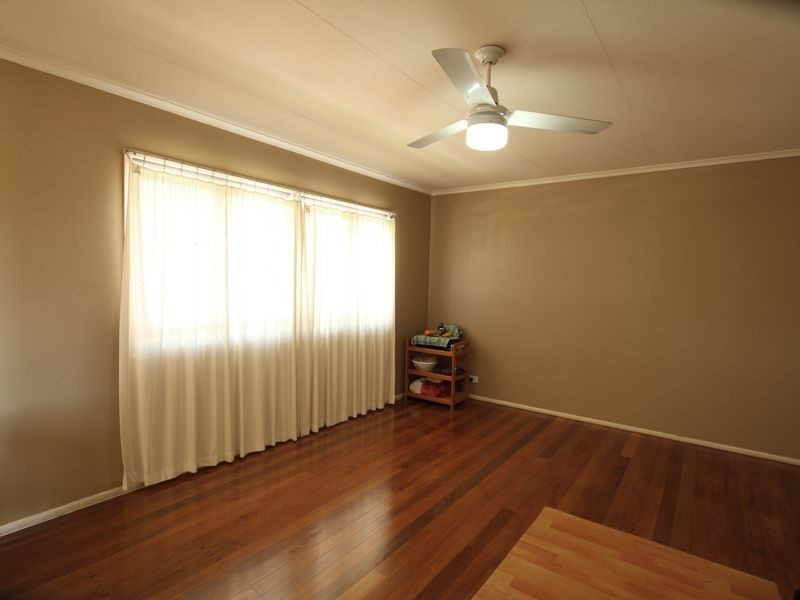 12 Myron Street, Chermside QLD 4032