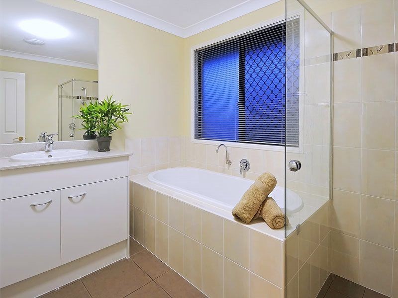 3 Taunton St, Carseldine QLD 4034