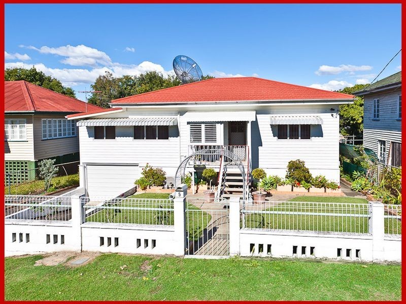 5 Bega Street, Grange QLD 4051