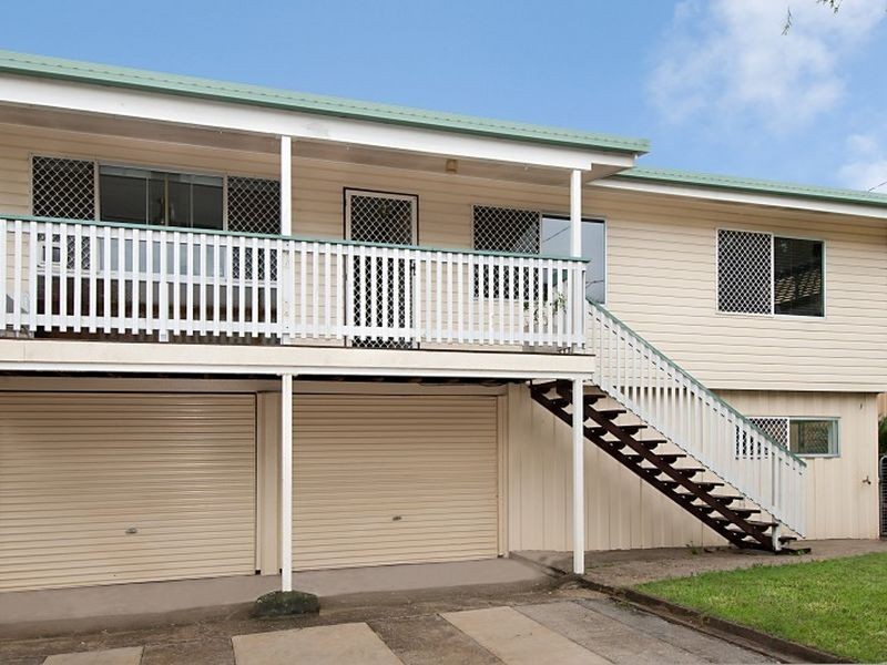 11 Venetia Street, Stafford Heights QLD 4053