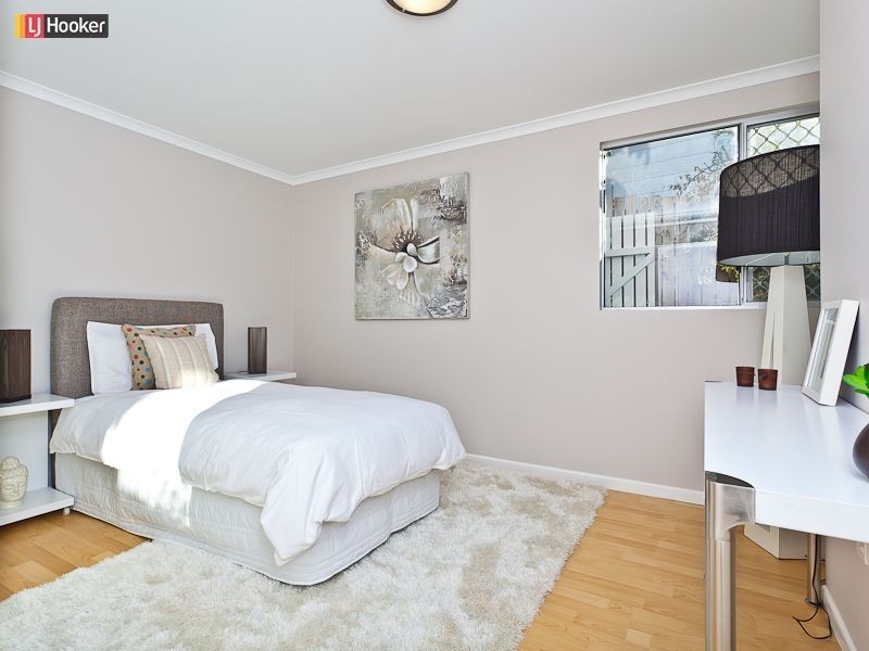 63 Plucks Road, Arana Hills QLD 4054