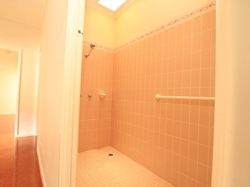 37 Seventh Avenue, Kedron QLD 4031