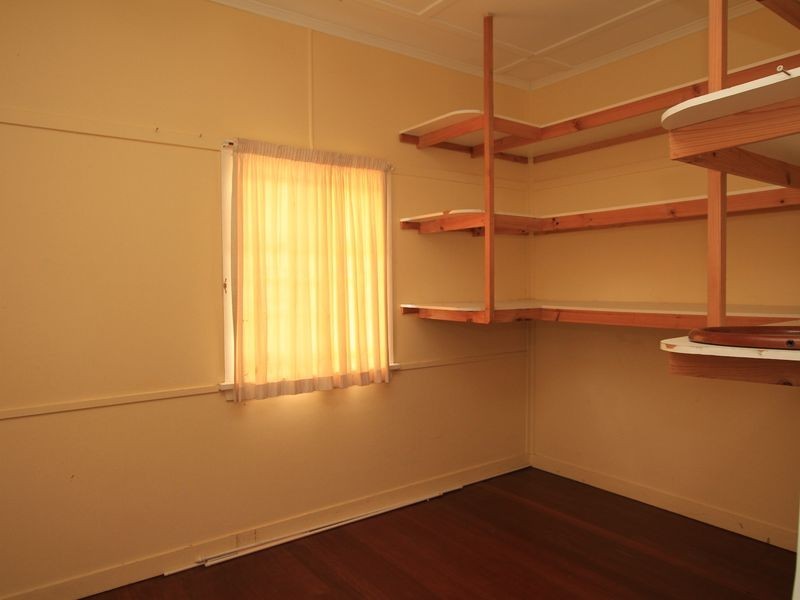 37 Seventh Avenue, Kedron QLD 4031