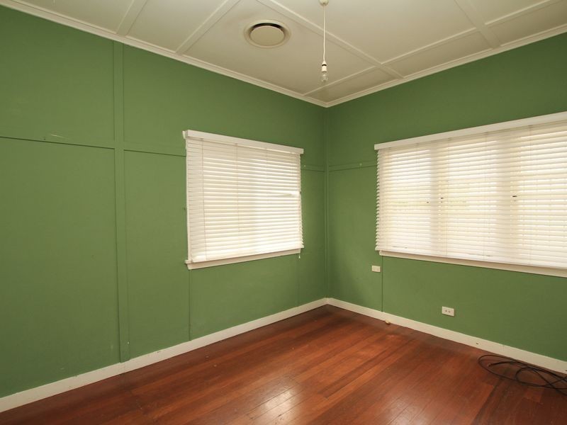 37 Seventh Avenue, Kedron QLD 4031