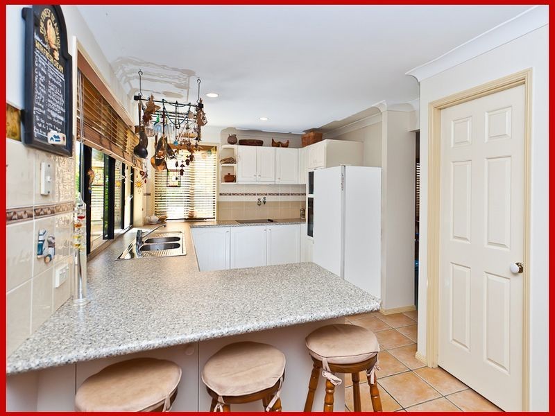 174 Streisand Drive, Mcdowall QLD 4053