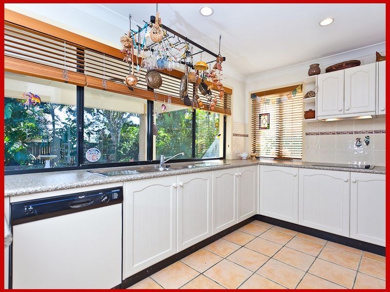 174 Streisand Drive, Mcdowall QLD 4053