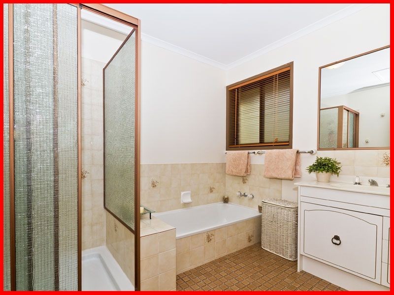 3/5 Quinnia Court, Ferny Hills QLD 4055