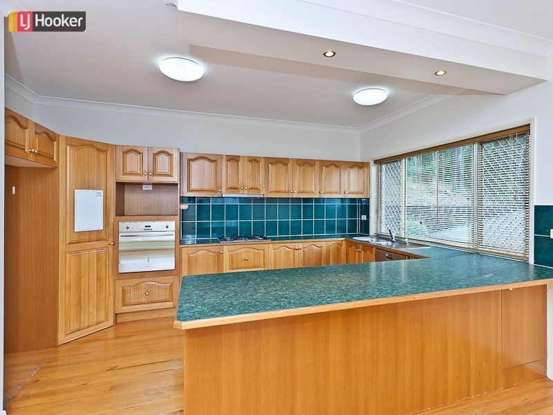12 Honeybee Place, Upper Kedron QLD 4055