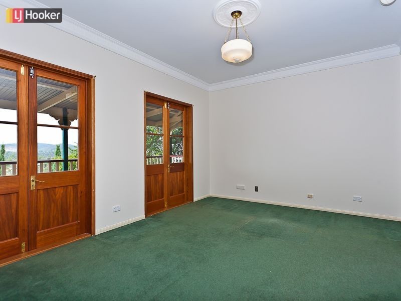 12 Honeybee Place, Upper Kedron QLD 4055