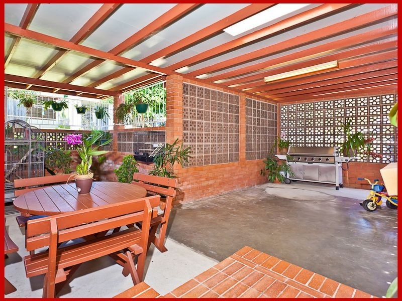 11 Illawarra Street, Everton Park QLD 4053