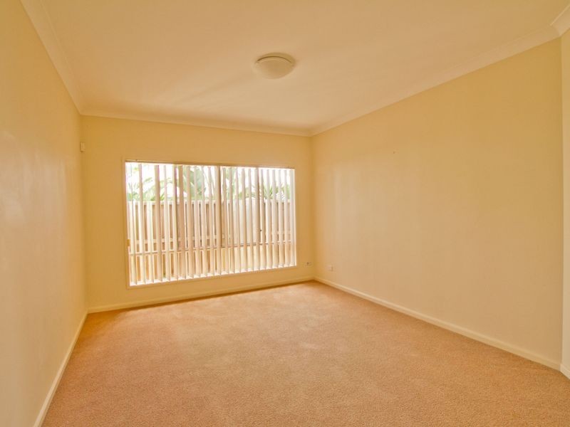 23 Marsh Parade, North Lakes QLD 4509