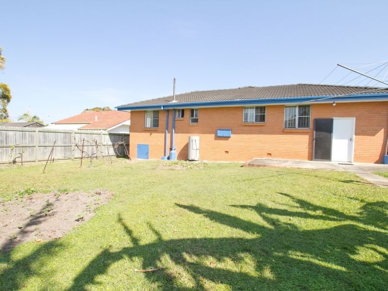 5 Dumaurier Street, Chermside QLD 4032