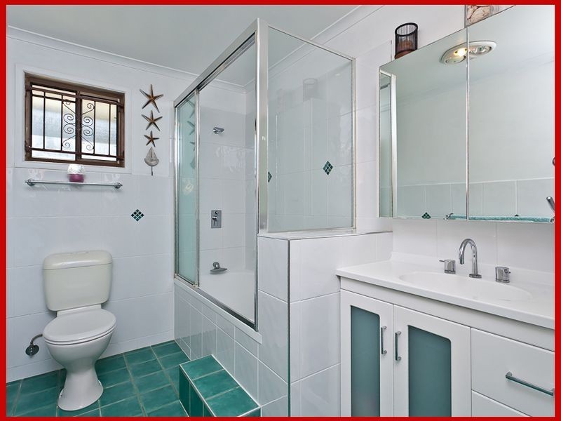 16 Peppard Street (2 Poitier Street), Mcdowall QLD 4053