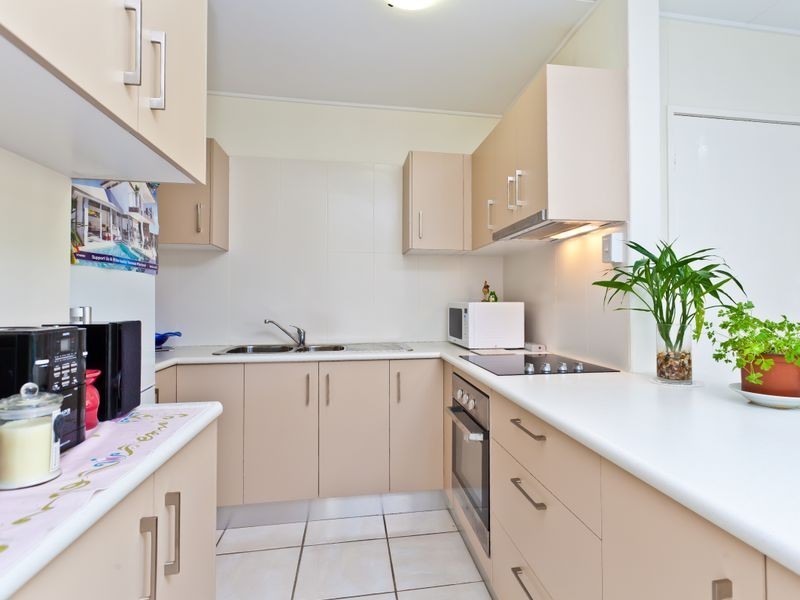 9/40 Prince Edward Parade, Redcliffe QLD 4020