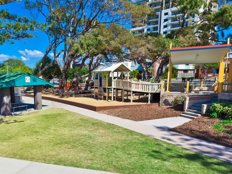 9/40 Prince Edward Parade, Redcliffe QLD 4020