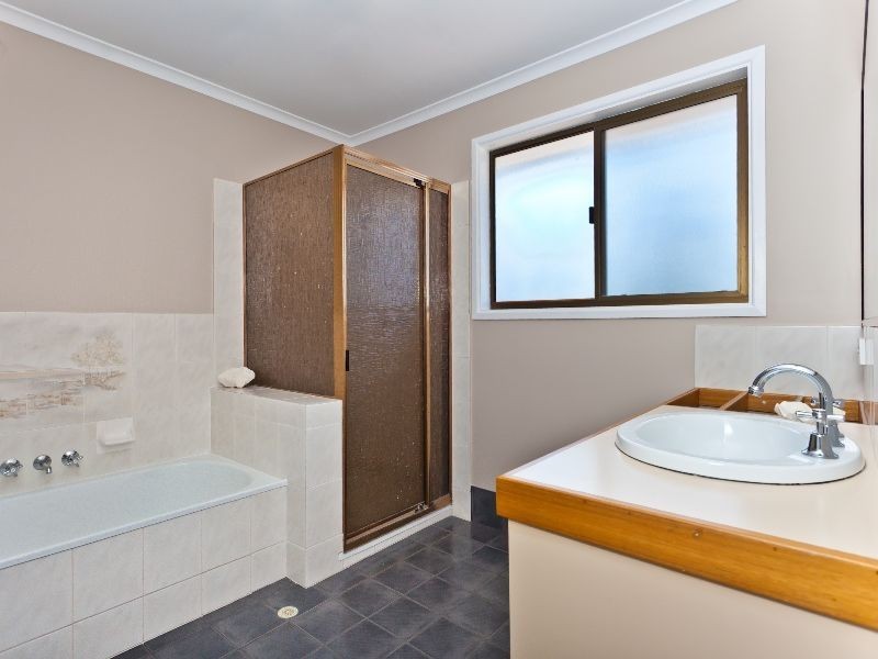 3 Bixby Court, Mcdowall QLD 4053