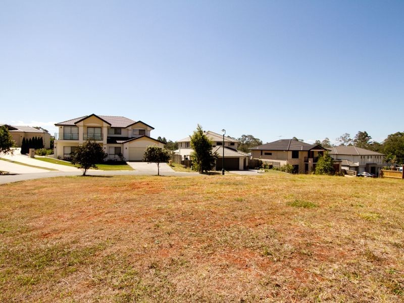 4 Leo Place, Bridgeman Downs QLD 4035