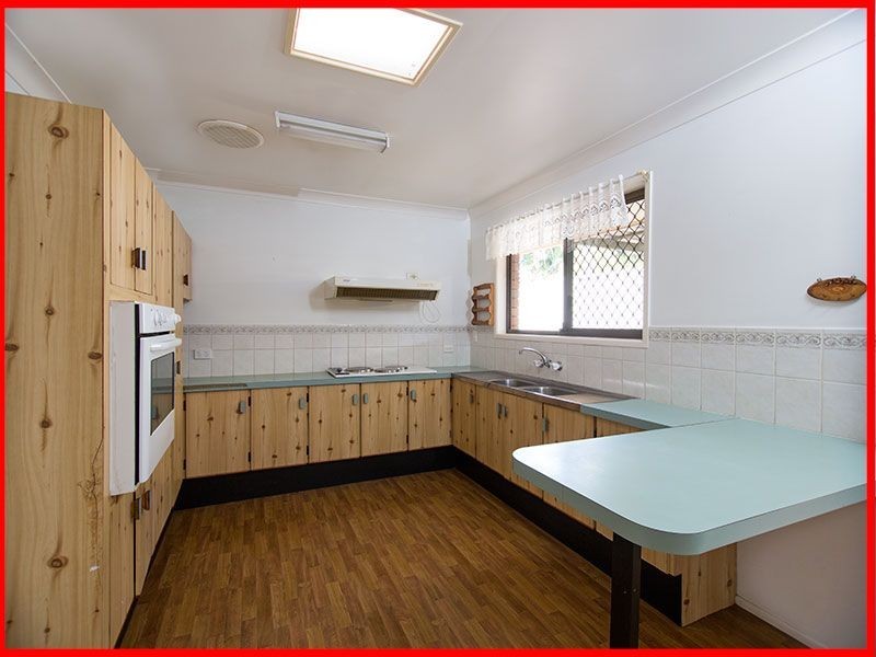2 Kinross Street, Strathpine QLD 4500