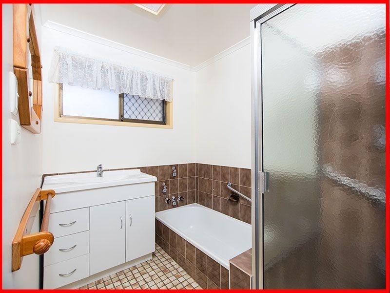 2 Kinross Street, Strathpine QLD 4500