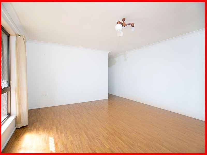 2 Kinross Street, Strathpine QLD 4500